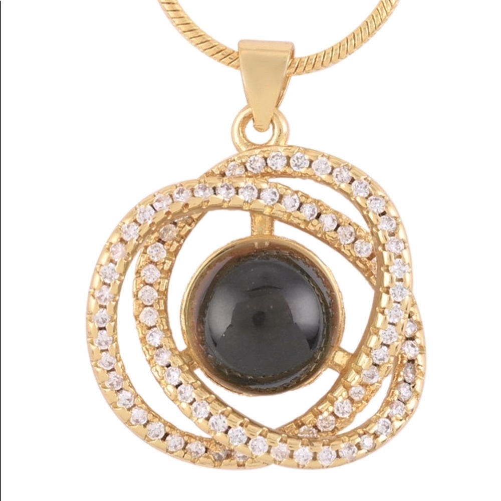 🛍️Simulated Topaz and White Diamond Rings of Saturn Pendant Necklace 20”